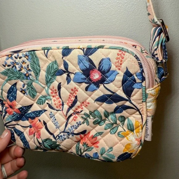 Vera Bradley Quilted Floral Crossbody Bag Peach Multi Double Zip Small Purse - Picture 3 of 11